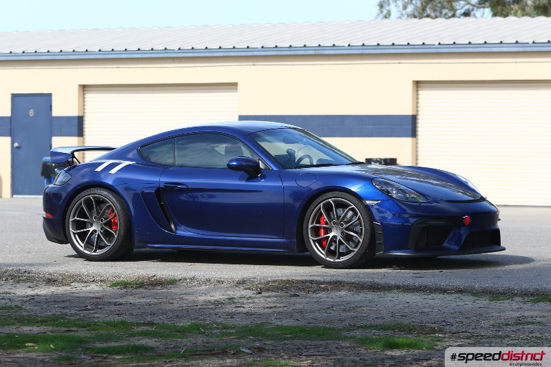 Porsche Cayman blue
