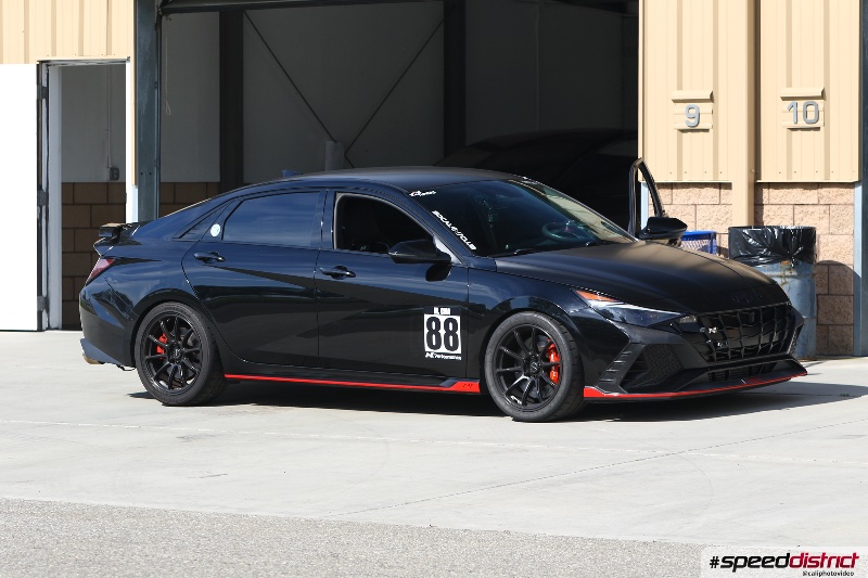 Hyundai Elantra N black