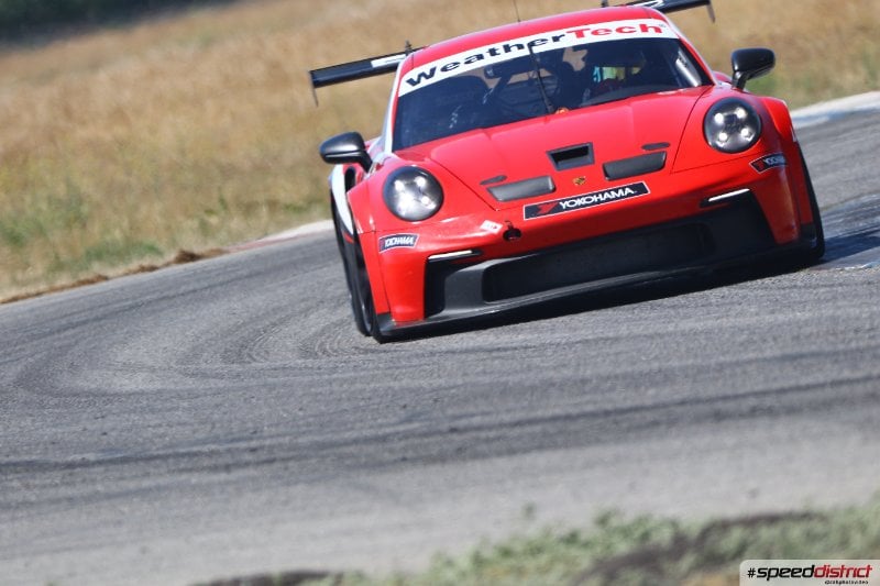 Porsche 911 GT3 Cup red
