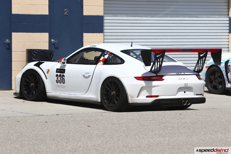 Porsche 911 white