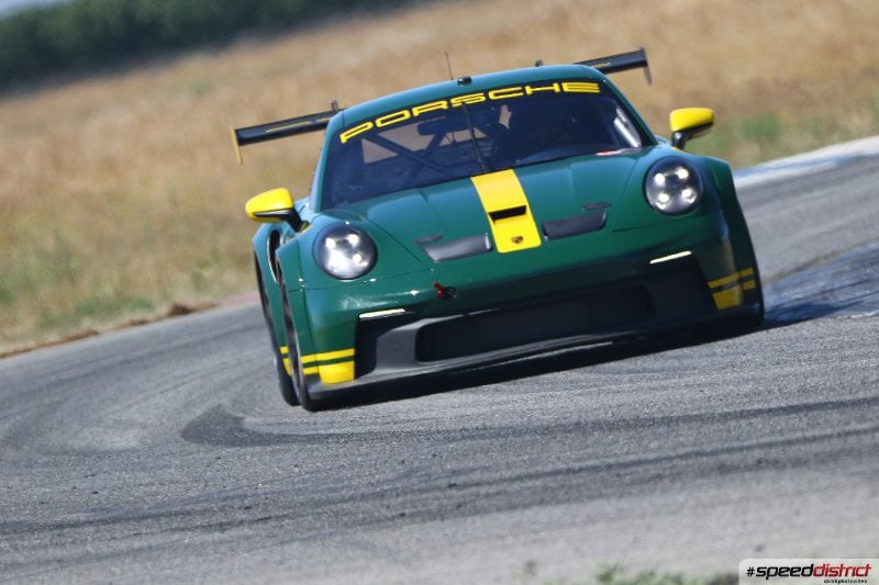 Porsche 911 GT3 Cup green