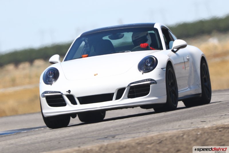 Porsche 911 GTS