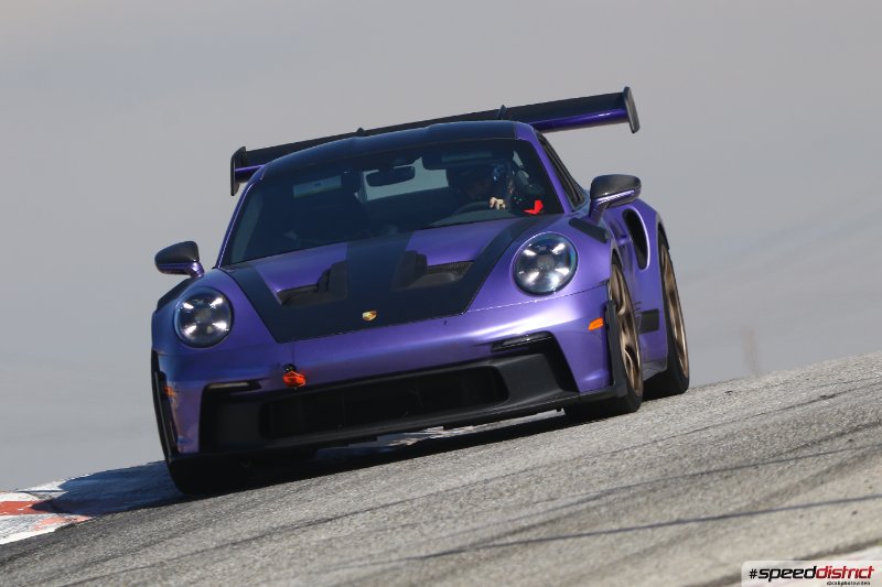 Porsche 911 GT3 RS purple
