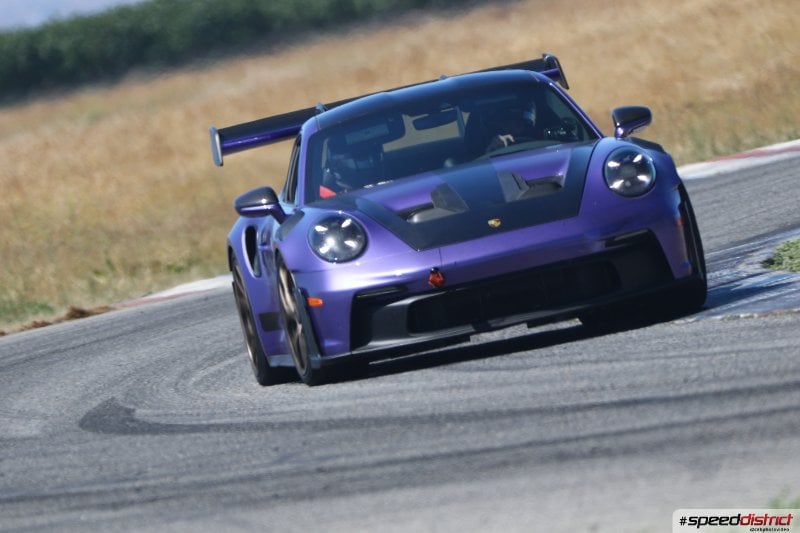 Porsche 911 GT3 RS purple