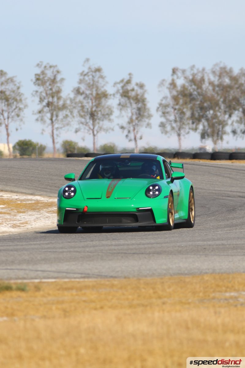 Porsche 911 GT3 RS green