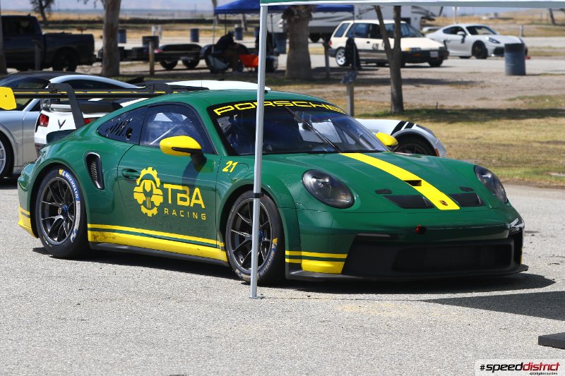 Porsche 911 green