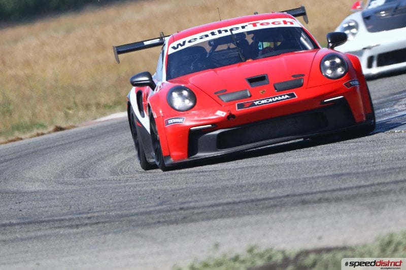 Porsche 911 GT3 Cup red