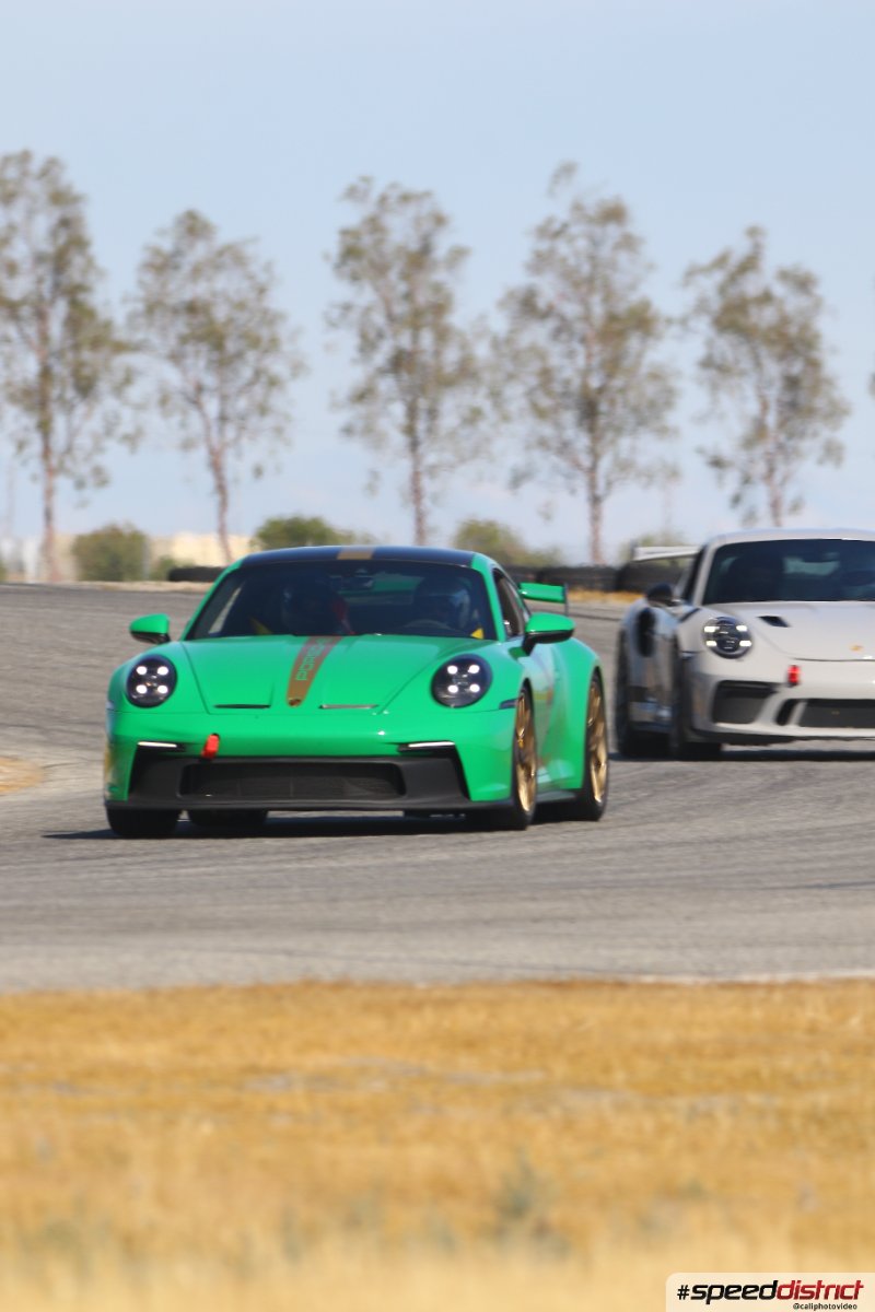 Porsche 911 GT3 RS green