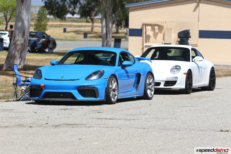 Porsche Cayman blue