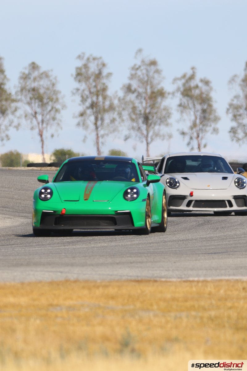 Porsche 911 GT3 RS green