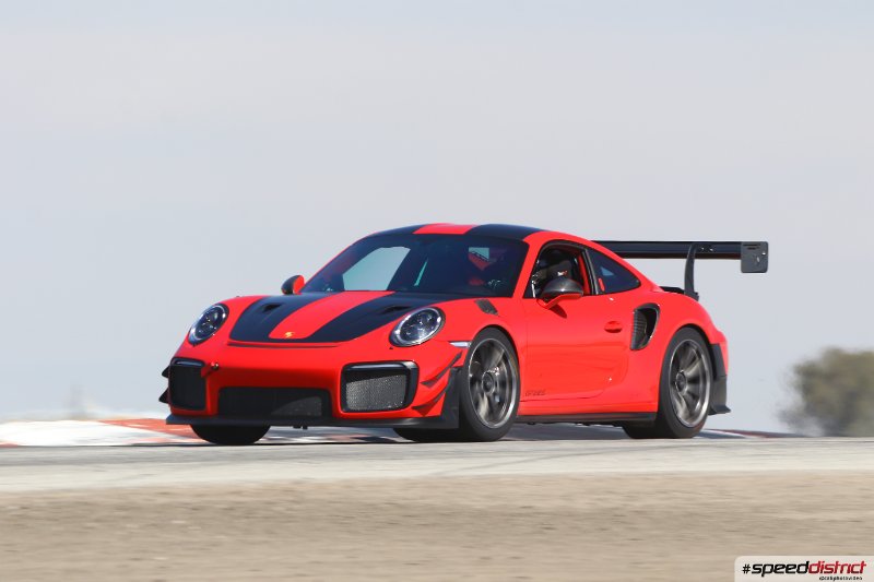 Porsche 911 GT2 RS