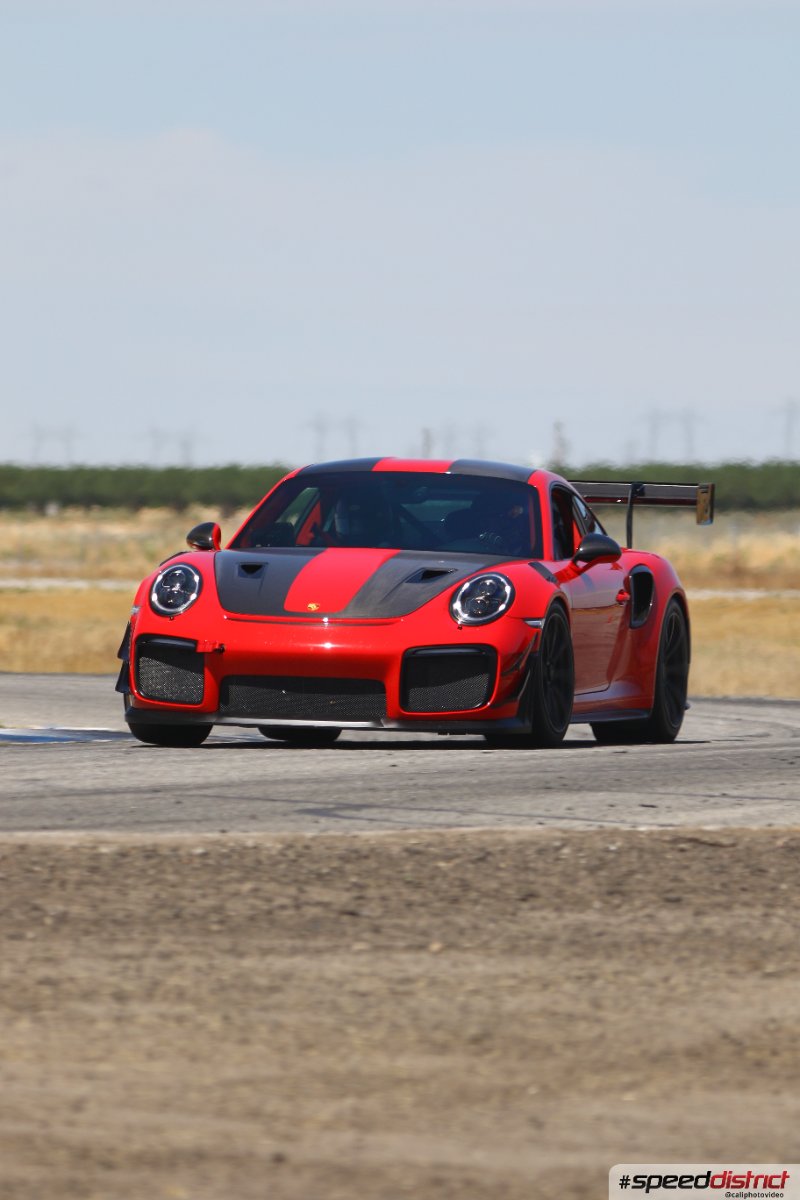 Porsche 911 GT2 RS