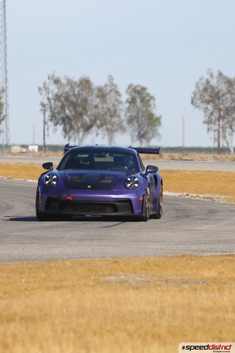 Porsche 911 GT3 RS purple