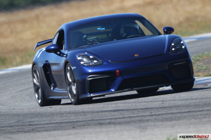 Porsche Cayman GT4
