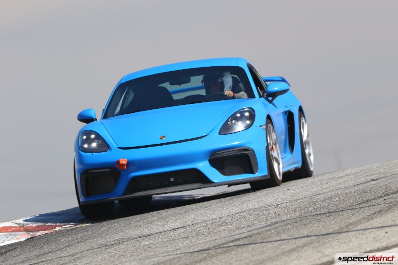 Porsche Cayman GT4