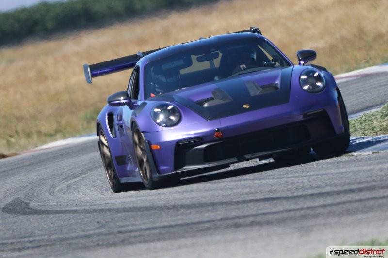 Porsche 911 GT3 RS purple