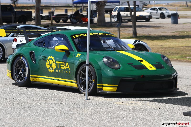 Porsche 911 green