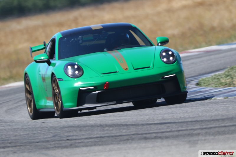 Porsche 911 GT3 RS green