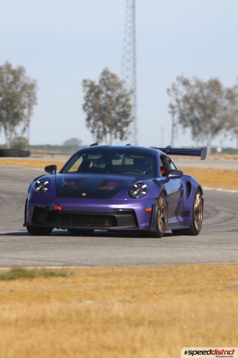 Porsche 911 GT3 RS purple