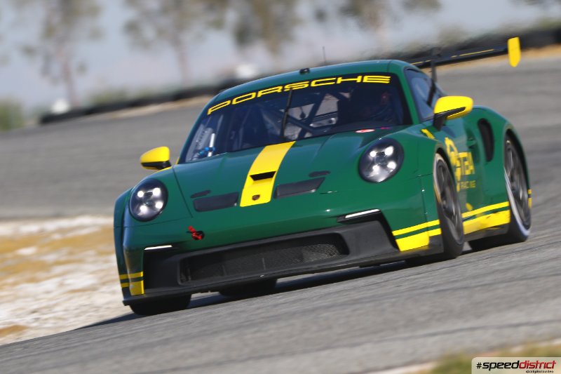 Porsche 911 GT3 RS green