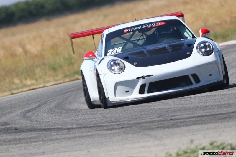 Porsche 911 GT3 Cup white