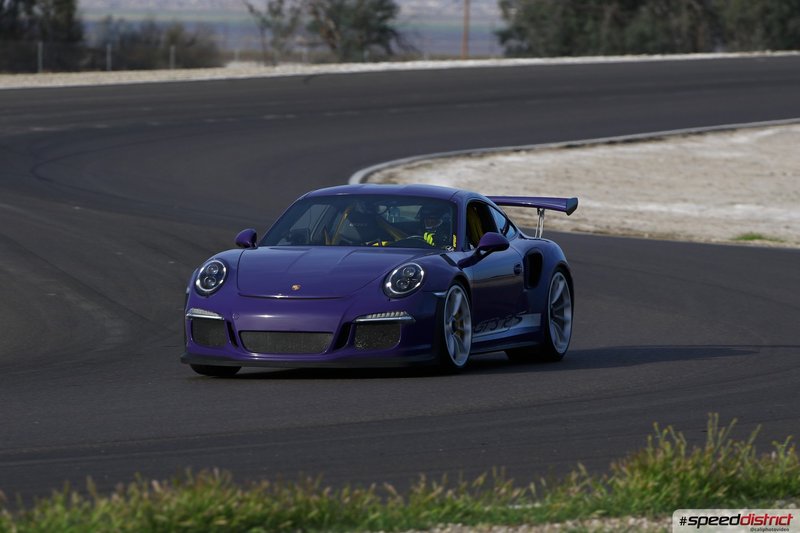 Porsche 911 GT3 RS purple
