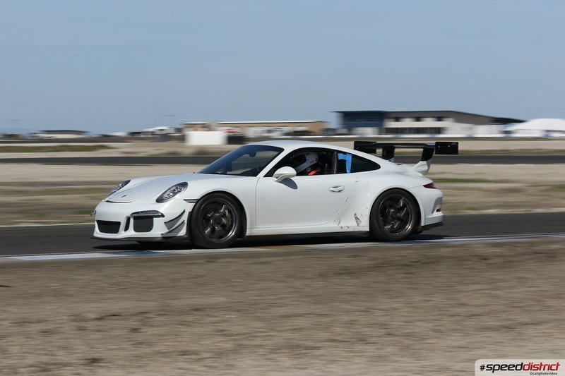 Porsche 911 GT3 Cup white