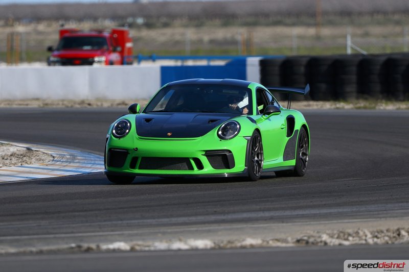 Porsche 911 GT3 RS green