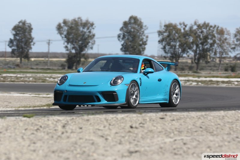 Porsche 911 GT3 RS blue