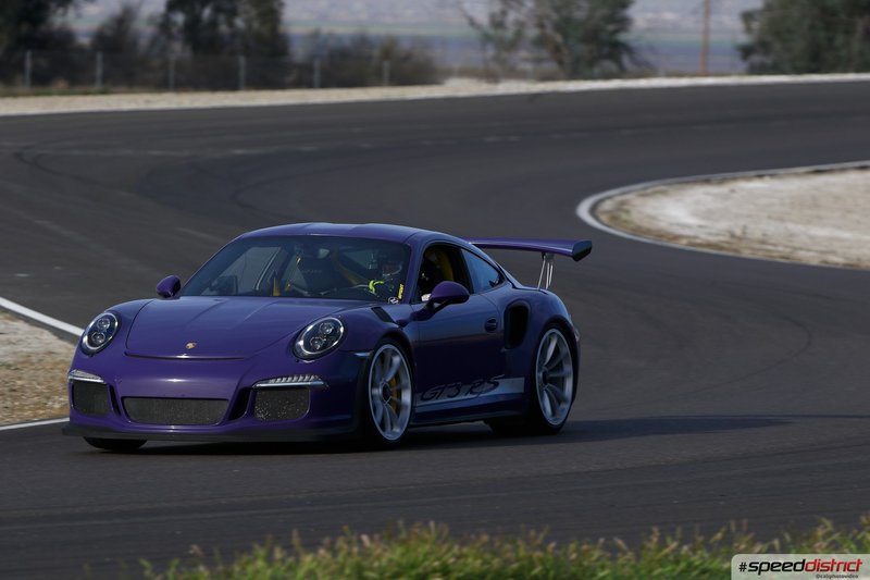 Porsche 911 GT3 RS purple