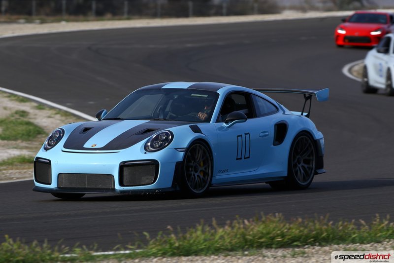 Porsche 911 GT2 RS