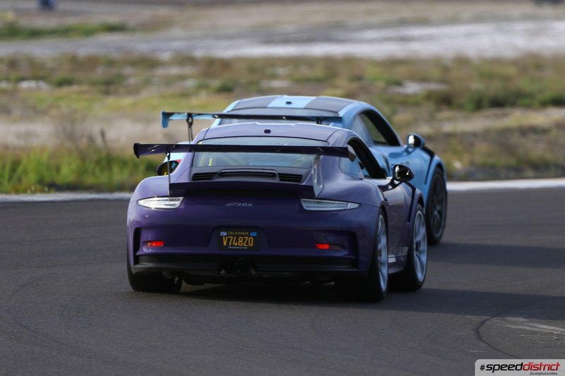 Porsche 911 GT3 RS purple
