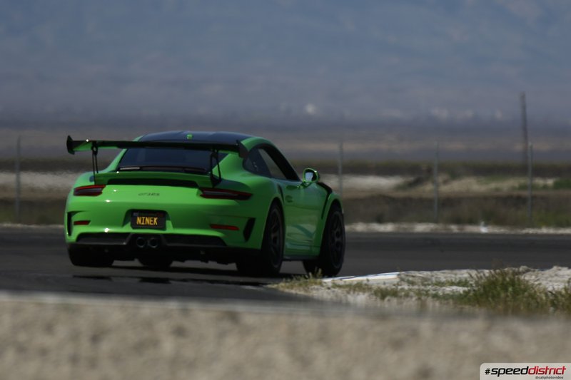 Porsche 911 GT3 RS green