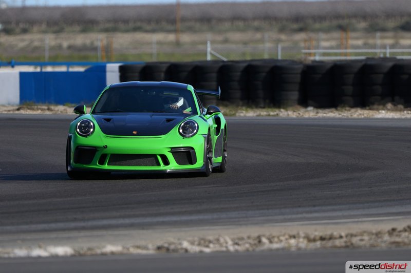 Porsche 911 GT3 RS green