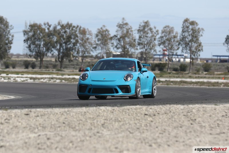 Porsche 911 GT3 RS blue