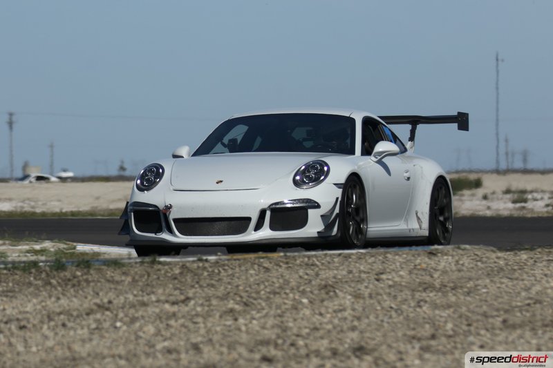 Porsche 911 GT3 Cup white