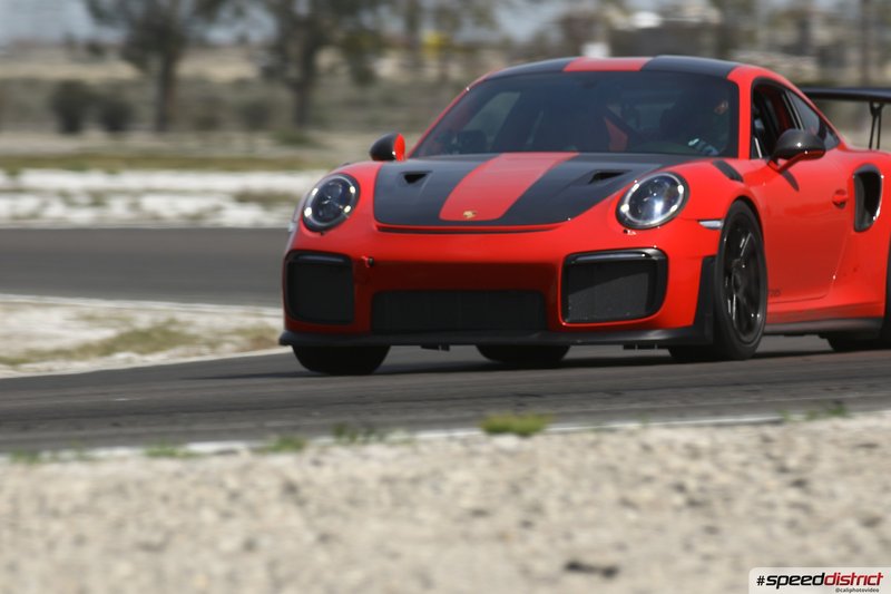 Porsche 911 GT2 RS