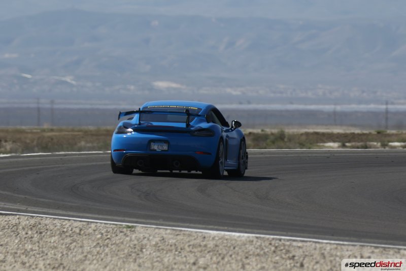 Porsche Cayman GT4 RS