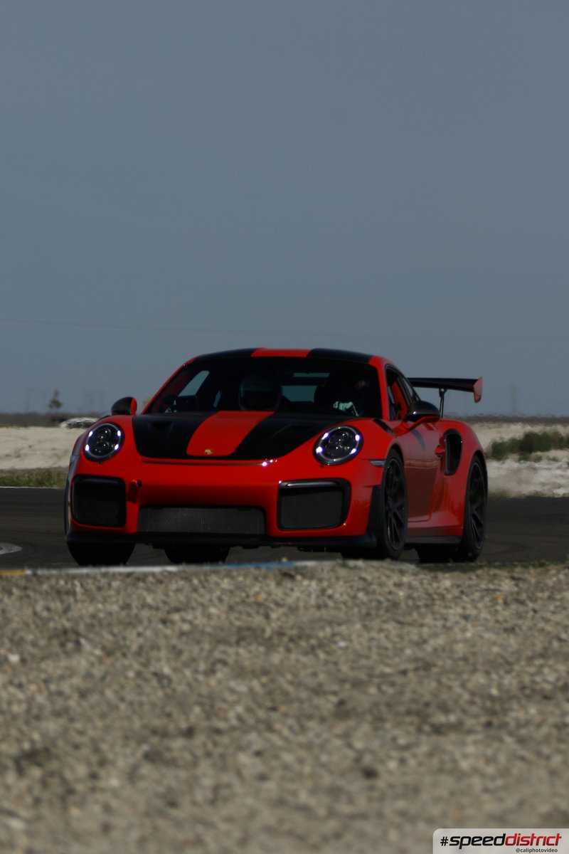 Porsche 911 GT2 RS