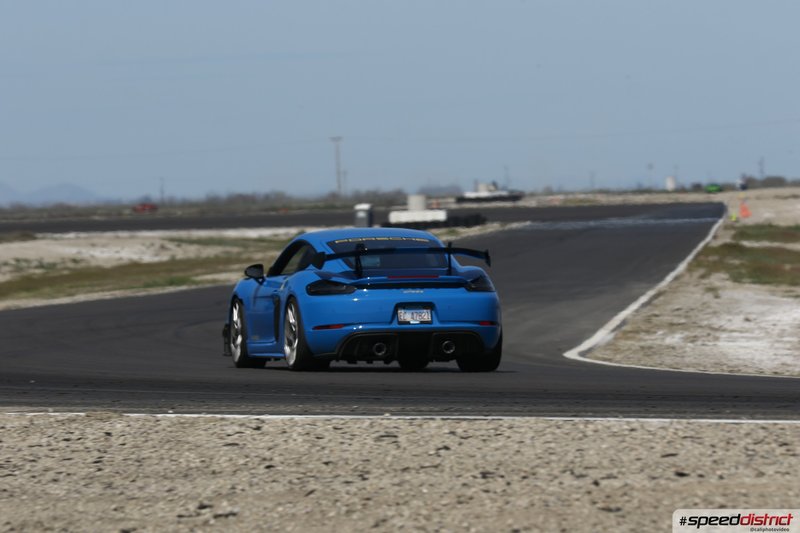 Porsche Cayman GT4 RS