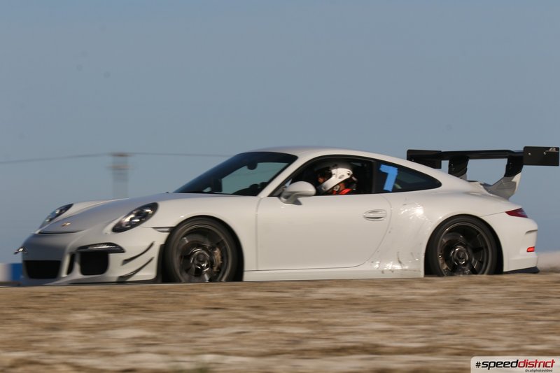 Porsche 911 GT3 Cup white