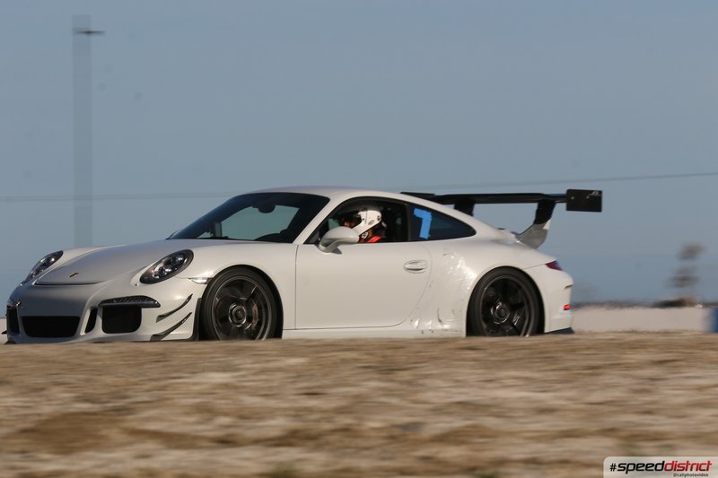 Porsche 911 GT3 Cup white