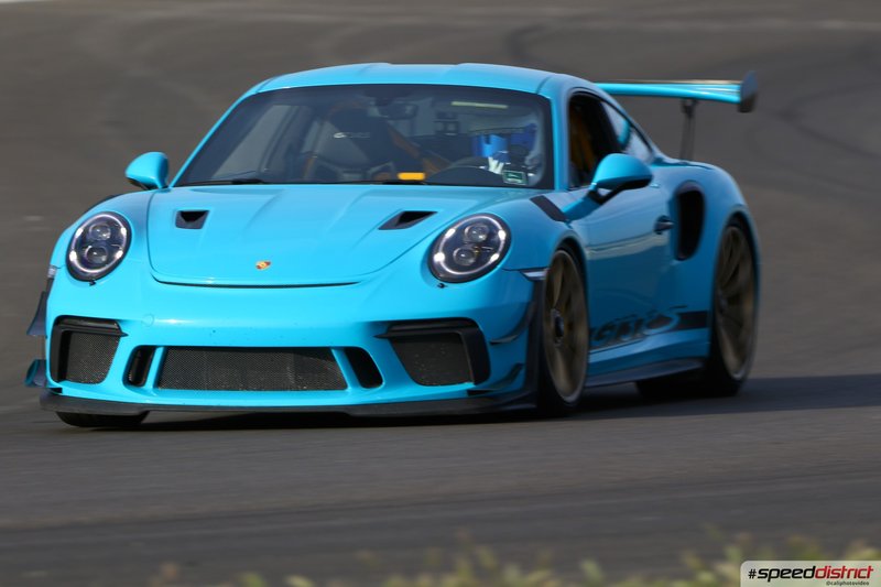 Porsche 911 GT3 RS blue