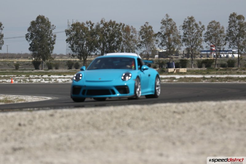 Porsche 911 GT3 RS blue