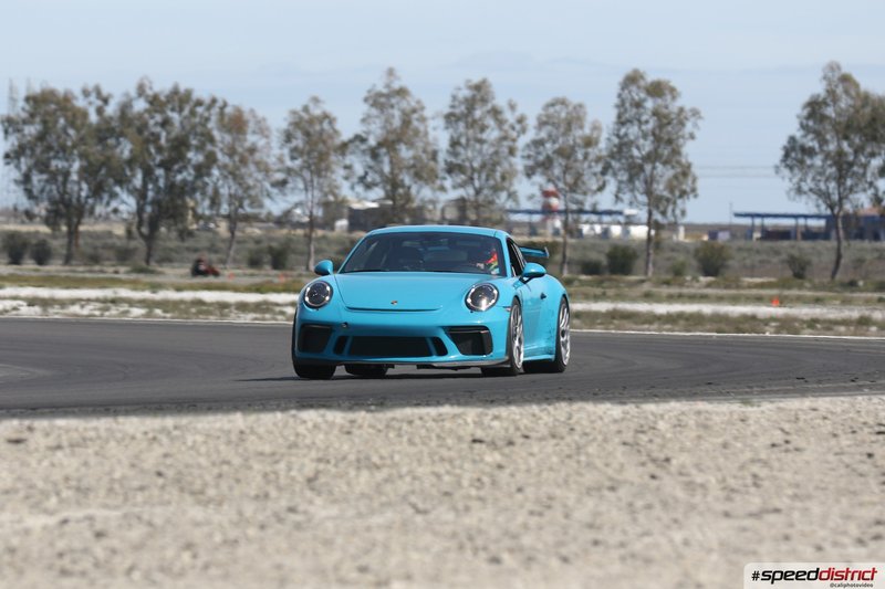 Porsche 911 GT3 RS blue