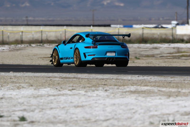Porsche 911 GT3 RS blue