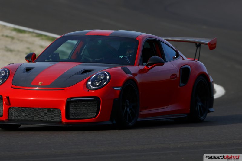 Porsche 911 GT2 RS