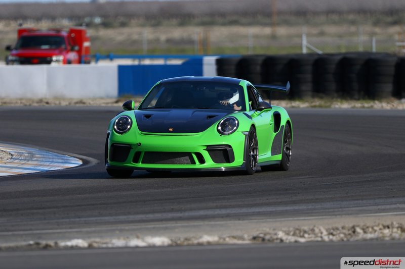 Porsche 911 GT3 RS green