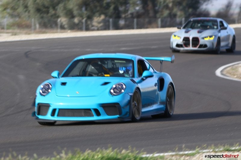 Porsche 911 GT3 RS blue