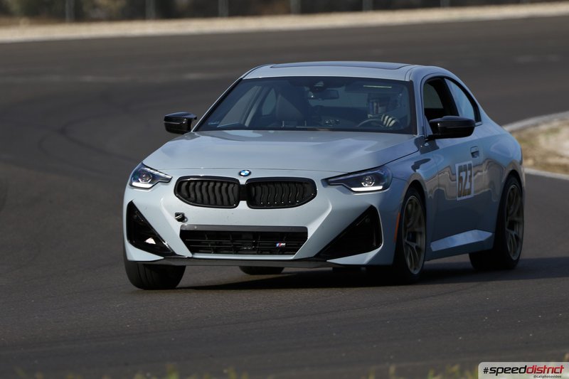 BMW M240i